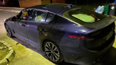 На Закарпатті угорця на російських номерах авто не пропустили на КПП: він підробив документи