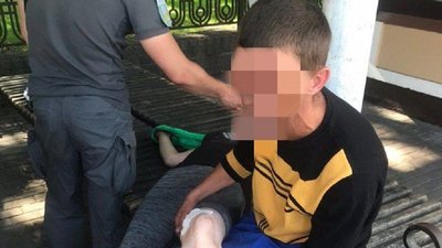 У Франківську серед вулиці п'яний чоловік під час сварки вдарив жінку У Франківську серед вулиці п'яний чоловік під час сварки вдарив жінку