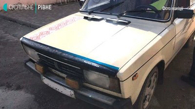 На Рівненщині чоловік вийшов із колонії, вкрав "ВАЗ" і знову попався