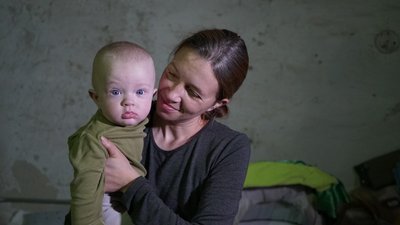 Народила під час війни: жінка сім місяців живе з сином у харківському бомбосховищі