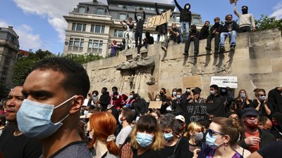 "Расизм – це вірус": світом прокотилися масові протести через дискримінацію "Расизм – це вірус": світом прокотилися масові протести через дискримінацію