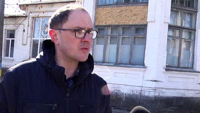 У Житомирі відновлюють пошкоджені корпуси лікарні і надають лише невідкладну допомогу У Житомирі відновлюють пошкоджені корпуси лікарні і надають лише невідкладну допомогу