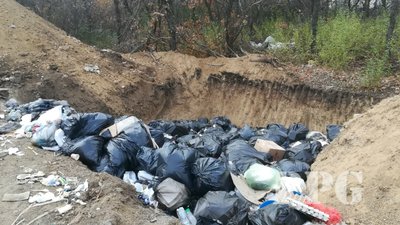 Навколо будівництва мостів через о. Хортиця росте звалище сміття Навколо будівництва мостів через о. Хортиця росте звалище сміття