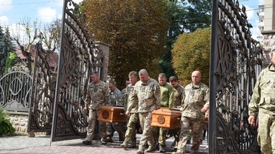 У громаді на Тернопільщині оголосили жалобні дні У громаді на Тернопільщині оголосили жалобні дні