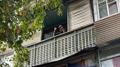 Жителька Святогірської громади