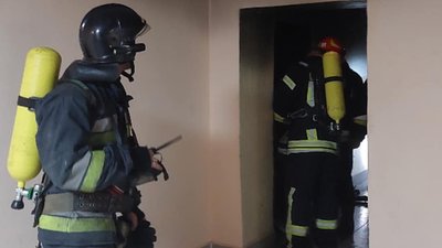 В Івано-Франківську в гуртожитку сталася пожежа. Евакуювали 88 людей В Івано-Франківську в гуртожитку сталася пожежа. Евакуювали 88 людей