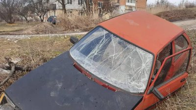 vukradennya-avto-berestyn-pidozra-18-richnomu-yunaku