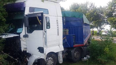Смертельна ДТП на Вінниччині: загинули троє людей Смертельна ДТП на Вінниччині: загинули троє людей