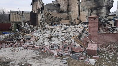 "Звірськи катували". Що розказують жителі села на Сумщині, яке 10 днів окуповували росіяни "Звірськи катували". Що розказують жителі села на Сумщині, яке 10 днів окуповували росіяни