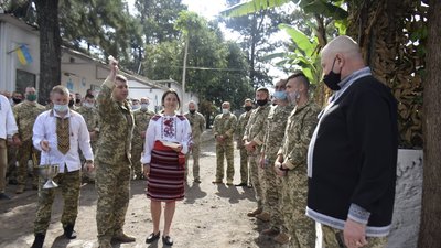 Військовослужбовець з Тернопільщини розповів, як миротворці святкують Великдень в ДР Конго Військовослужбовець з Тернопільщини розповів, як миротворці святкують Великдень в ДР Конго