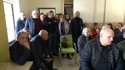 Жителі Вигодської громади зустрілися з представниками компанії, яка хоче збудувати ГЕС на річці Сівка. Що відомо Жителі Вигодської громади зустрілися з представниками компанії, яка хоче збудувати ГЕС на річці Сівка. Що відомо
