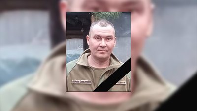 На Чернігівщині попрощалися з двома військовими ЗСУ: Юрієм Сліпченком та Максимом Женилом
