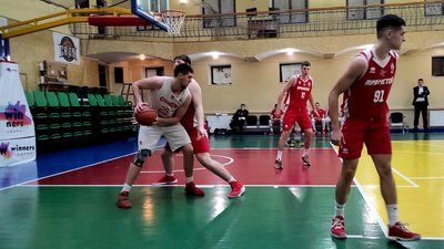 Вища ліга з баскетболу: сумські спортсмени перемогли команду з Кам'янського