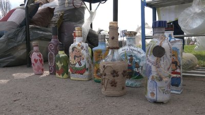 "Ми не маємо права кидати хлопців": у Запоріжжі відбувся благодійний ярмарок на підтримку військових Сил оборони "Ми не маємо права кидати хлопців": у Запоріжжі відбувся благодійний ярмарок на підтримку військових Сил оборони