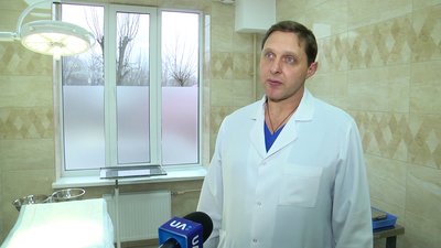 У Житомирі провели рідкісну операцію з видалення пухлини яєчника, яка утворилася внаслідок рецидиву У Житомирі провели рідкісну операцію з видалення пухлини яєчника, яка утворилася внаслідок рецидиву