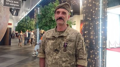"Глядачі побачать передусім захоплюючу історію". У Дніпрі відбулася прем’єра пригодницько-історичного екшну "Довбуш" "Глядачі побачать передусім захоплюючу історію". У Дніпрі відбулася прем’єра пригодницько-історичного екшну "Довбуш"