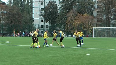 У Комунарському районі Запоріжжя відкрили новий стадіон