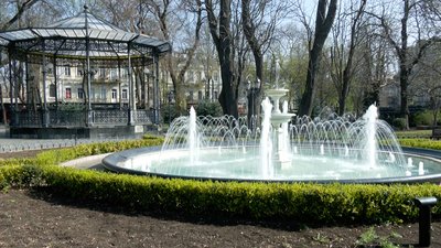 фонтан, міський сад одеса, 1 квітня 2025 рік