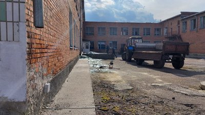 "Одне бажання: щоб вони відчули те, що ми відчували". Жителі села Річки на Сумщині про обстріл 24 березня "Одне бажання: щоб вони відчули те, що ми відчували". Жителі села Річки на Сумщині про обстріл 24 березня
