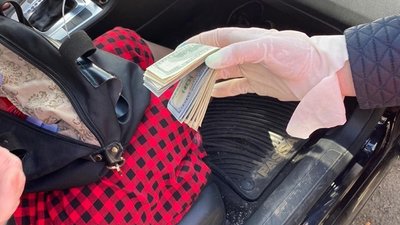 Службовицю сільської ради на Одещині обвинувачують у корупції Службовицю сільської ради на Одещині обвинувачують у корупції