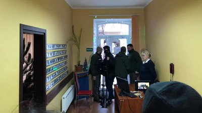 НАБУ обшукало телеканал Думська