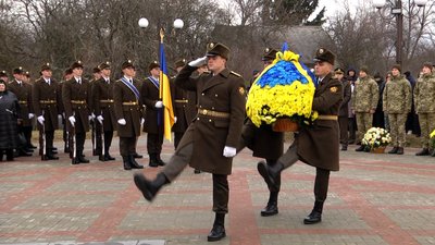 На Житомирщині вшанували пам'ять воїнів, які загинули у бою під селом Базар На Житомирщині вшанували пам'ять воїнів, які загинули у бою під селом Базар