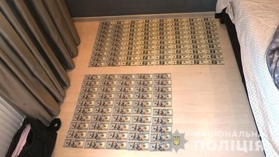 На Одещині групу людей підозрюють у розповсюдженні дитячої порнографії На Одещині групу людей підозрюють у розповсюдженні дитячої порнографії