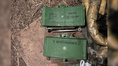 На Чернігівщині в двох прикордонних громадах знайшли схрони російських окупантів На Чернігівщині в двох прикордонних громадах знайшли схрони російських окупантів