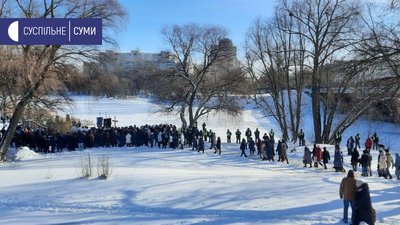 У Сумах відзначають Водохреща (ФОТО) У Сумах відзначають Водохреща (ФОТО)
