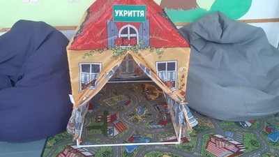 Новий "Клас безпеки" відкрився на Житомирщині – перше заняття провели рятувальники Новий "Клас безпеки" відкрився на Житомирщині – перше заняття провели рятувальники