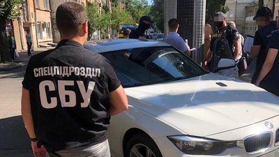 В Одесі прокура Військової прокуратури підозрюють у хабарництві В Одесі прокура Військової прокуратури підозрюють у хабарництві
