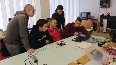 У волинському виші ремонтують військові безпілотники і тепловізори У волинському виші ремонтують військові безпілотники і тепловізори