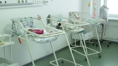 "Малюки-поспішайки": як у Черкасах виходжують передчасно народжених дітей