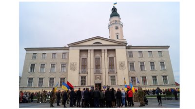 На Львівщині попрощалися із загиблим під Черніговом 22-річним офіцером Олександром Бандровським