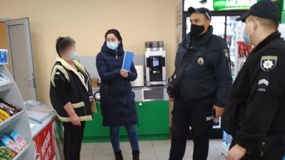 На Миколаївщині поліція перевіряє дотримання карантинних заходів