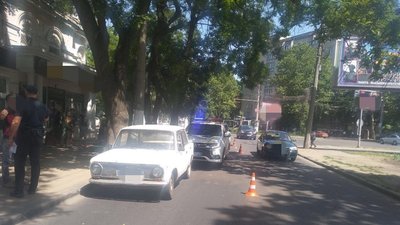 В Одесі водій автівки наїхав на чотирьох дітей: одного хлопчика госпіталізували