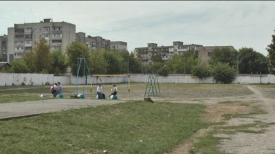 Понад три роки на подвір'ї 6-ї вінницької школи не можуть побудувати спортивне ядро