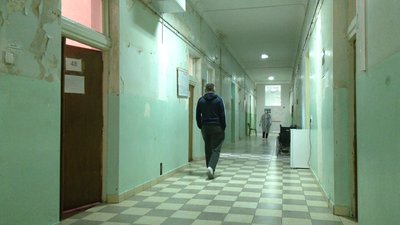 У лікарнях Франківщини майже половина реанімаційних ліжок зайняті пацієнтами з COVID-19 У лікарнях Франківщини майже половина реанімаційних ліжок зайняті пацієнтами з COVID-19