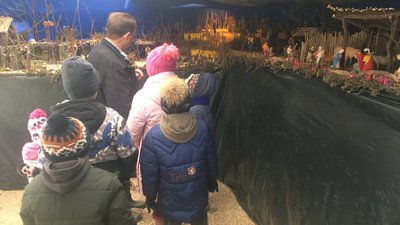 На Житомирщині француз створив Різдвяний вертеп у теплиці На Житомирщині француз створив Різдвяний вертеп у теплиці