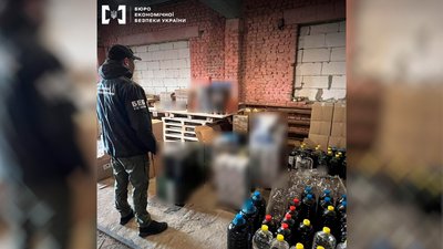 На Чернігівщині виготовляли "сурогат" під виглядом брендованого віскі