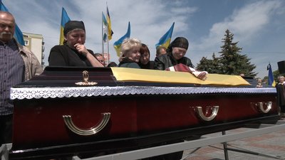 У Рівному попрощались із загиблим бійцем ЗСУ Олександром Хамуйлом У Рівному попрощались із загиблим бійцем ЗСУ Олександром Хамуйлом