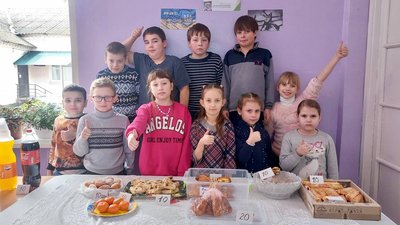 Зграя дронів: 3 школи і дитсадок Бучанської громади зібрали 120 тис. грн на дрони для ЗСУ
