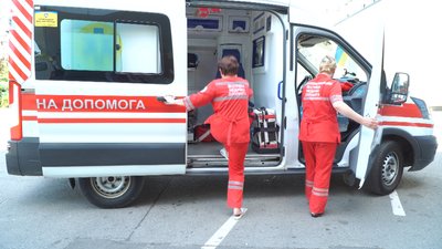 До Кривого Рогу з тимчасово окупованої Херсонщини вдалося вивезти літню жінку, яку розшукувала донька