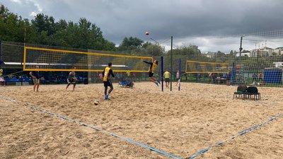 У Вінниці змагаються у відкритому чемпіонаті з пляжного волейболу серед чоловіків