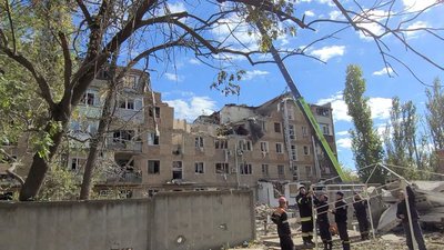 Ракета влучила в будинок у Миколаєві. Понад добу тривала пошуково-рятувальна операція