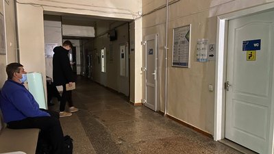 Через війну на Полтавщині затримали поставки вакцини від грипу Через війну на Полтавщині затримали поставки вакцини від грипу