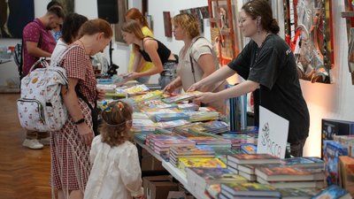 Книжковий фестиваль «Змістовно»