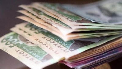 Завищив зарплату працівникам: на Черкащині судитимуть посадовця міськради