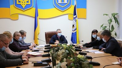 У Житомирі відтермінували дію рішення про обов'язкові COVID-сертифікати для підприємців У Житомирі відтермінували дію рішення про обов'язкові COVID-сертифікати для підприємців