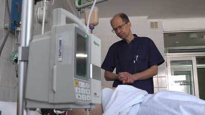 Змінили місце роботи, але не професію – у Черкасах працюють евакуйовані медики Змінили місце роботи, але не професію – у Черкасах працюють евакуйовані медики